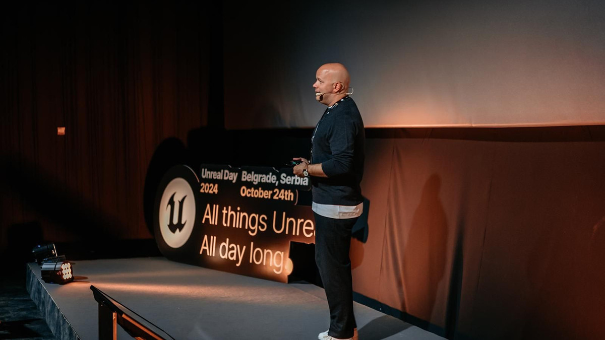 Marko Bosanac introducing animated short film NEW IDEA at a screening.