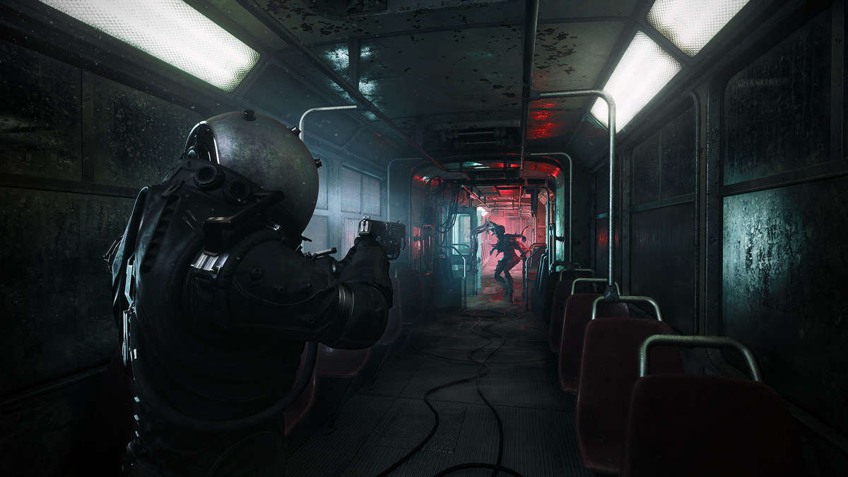 The Traveler takes aim at a mutant in ‘Cronos: The New Dawn’.