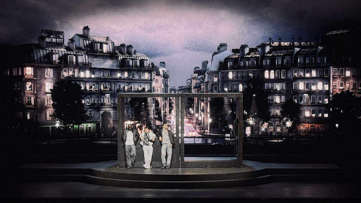 A realistic CG depiction of Paris in ‘La Haine: Jusqu’ici rien n’a changé’.