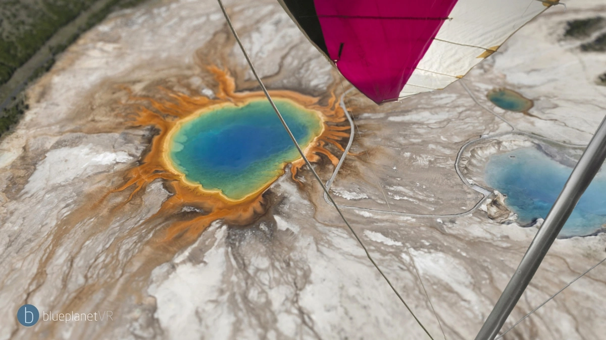 Prismatic depth of field in BlueplanetVR experience.